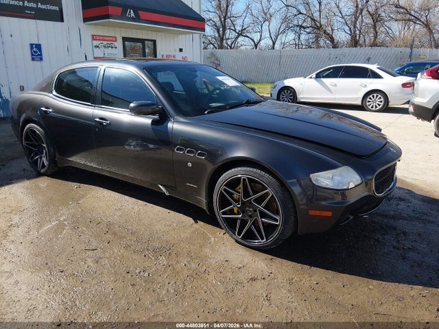 Salvage Maserati Quattroporte Image