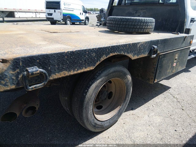 Ford F-550 Xl