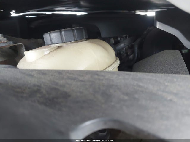 INFINITI Q50 2.0t Luxe