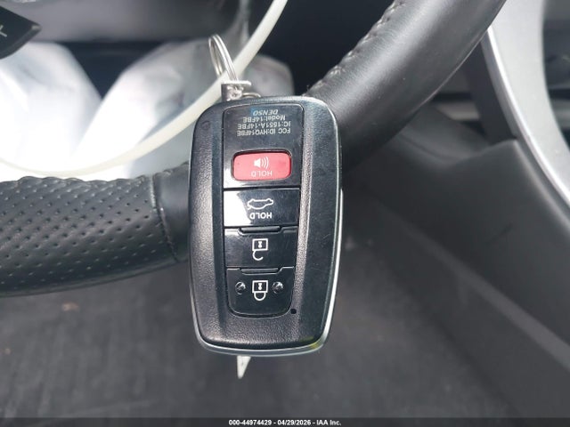 Toyota Avalon Hybrid Xse