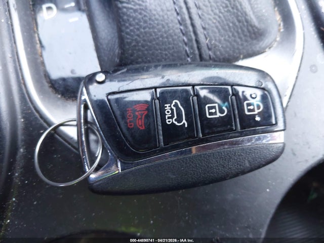 Hyundai SANTA FE Sport 2.0t