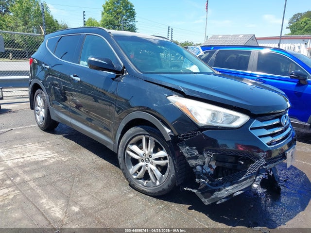 Salvage Hyundai SANTA FE Image
