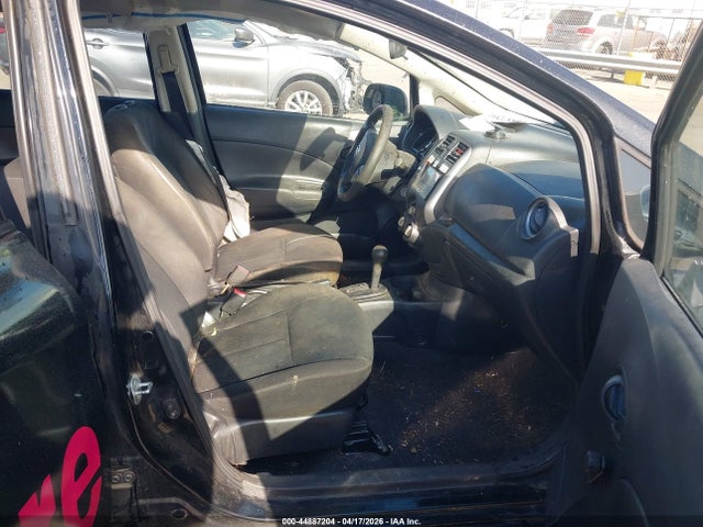 Nissan Versa S Plus