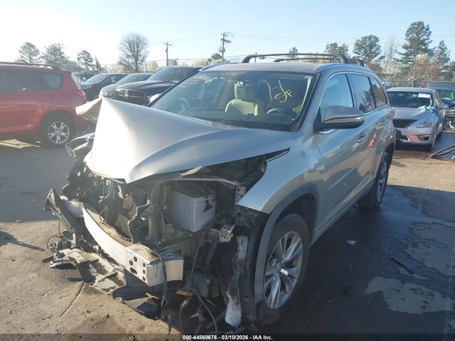 Toyota Highlander Xle V6