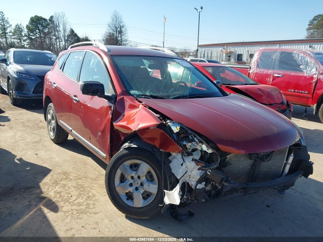 Salvage Nissan Rogue Image