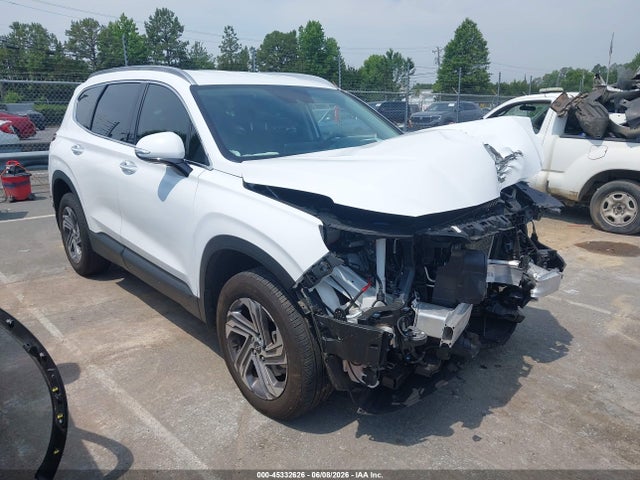Salvage Hyundai SANTA FE Image