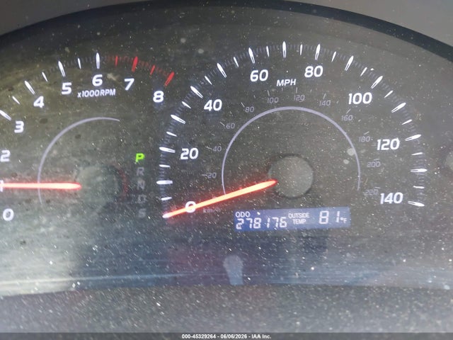 Toyota Camry Le