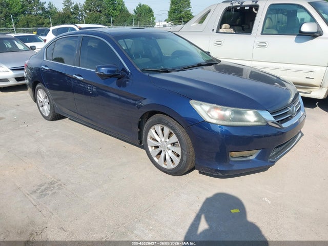 Salvage Honda Accord Image