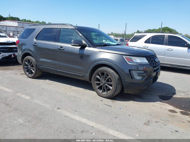 Salvage Ford Explorer Image