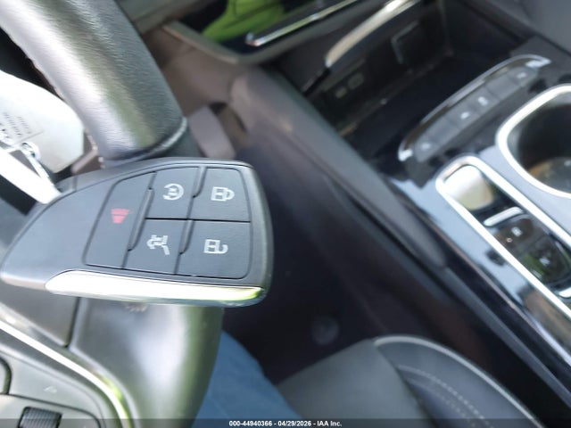 Buick Envision Essence Fwd