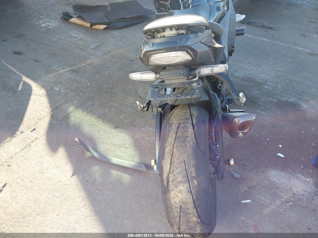 Suzuki Gsx-s1000 A