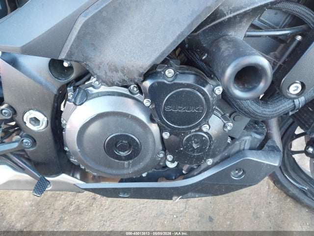 Suzuki Gsx-s1000 A