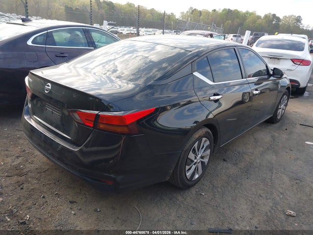 Nissan Altima S Fwd
