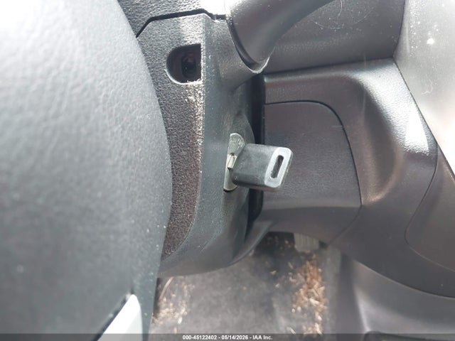 Nissan Versa 1.6 S+