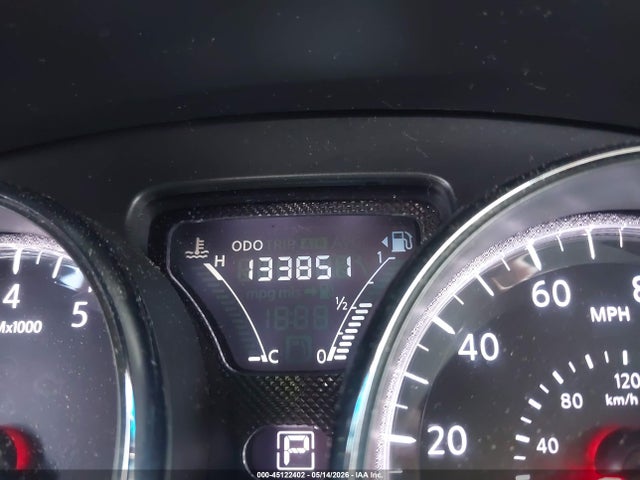 Nissan Versa 1.6 S+