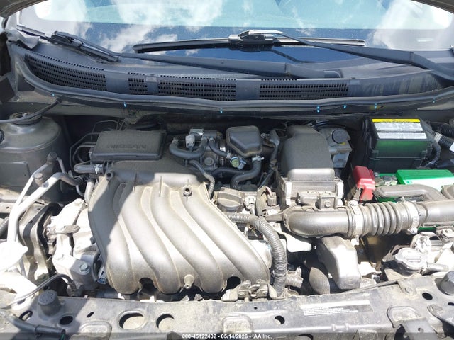 Nissan Versa 1.6 S+