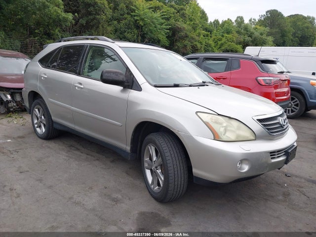 Salvage Lexus RX Image