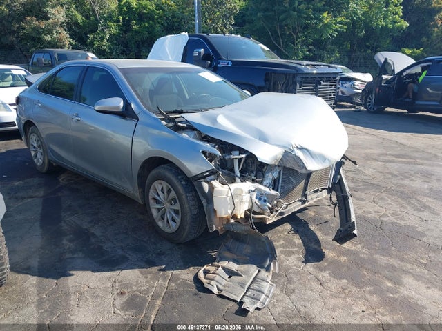 Salvage Toyota Camry Image
