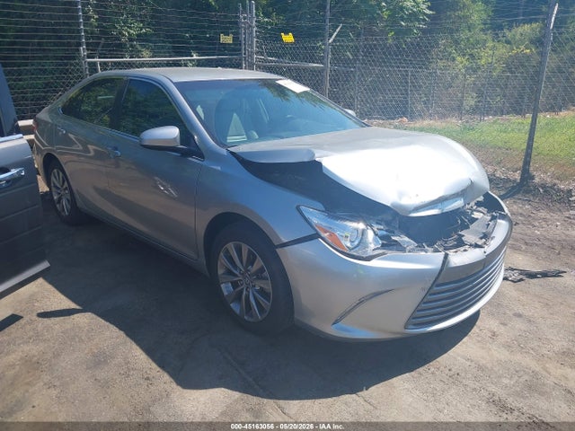 Salvage Toyota Camry Image