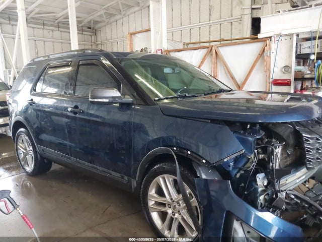 Ford Explorer Xlt