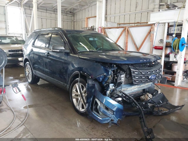 Salvage Ford Explorer Image