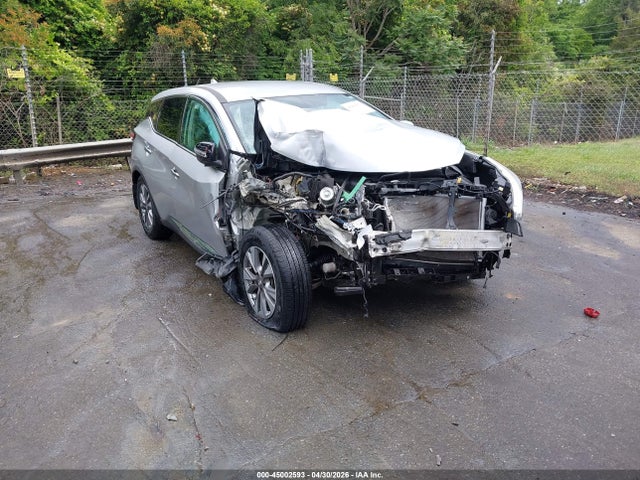 Salvage Nissan Murano Image
