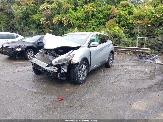 Nissan Murano S