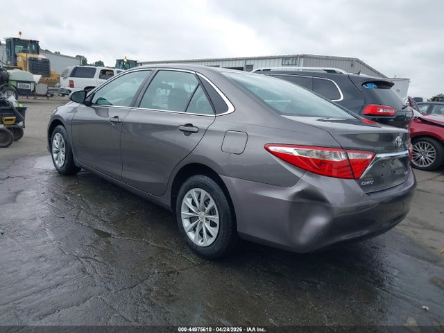 Toyota Camry Le