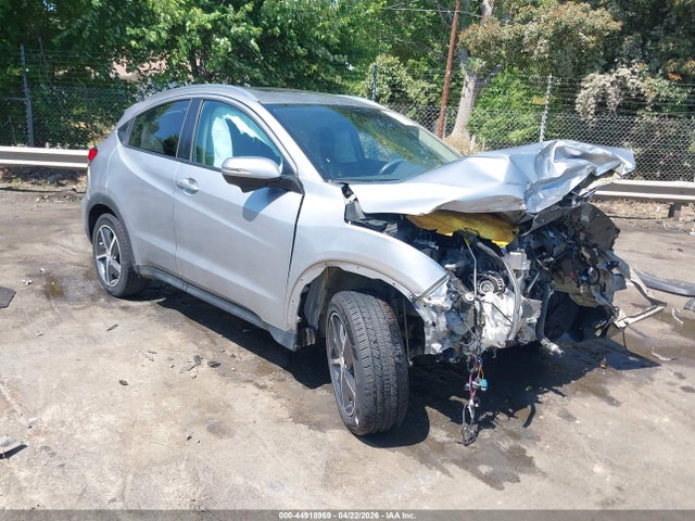 Salvage Honda HR-V Image