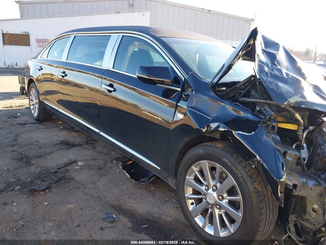 Cadillac XTS V4u Coachbuilder Limousine