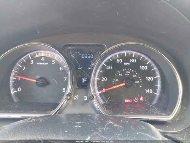 Nissan Versa 1.6 Sv