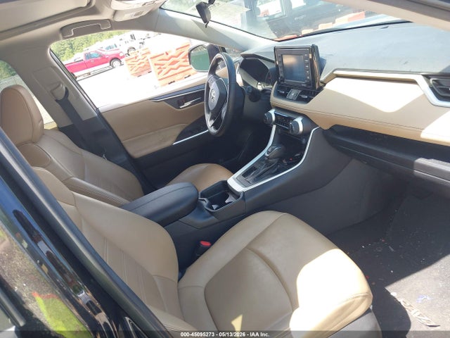 Toyota RAV4 Xle Premium