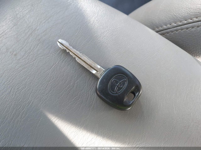 Toyota Camry Xle V6