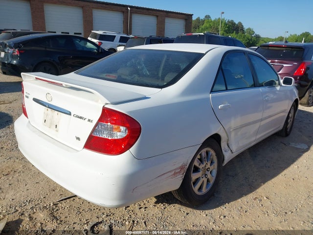 Toyota Camry Xle V6