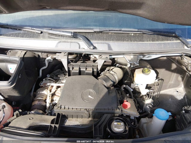 Mercedes-Benz Sprinter 2500 Standard Roof 4-cyl Diesel Ho