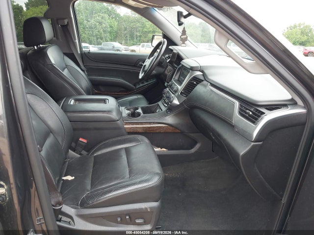 Chevrolet Suburban Lt