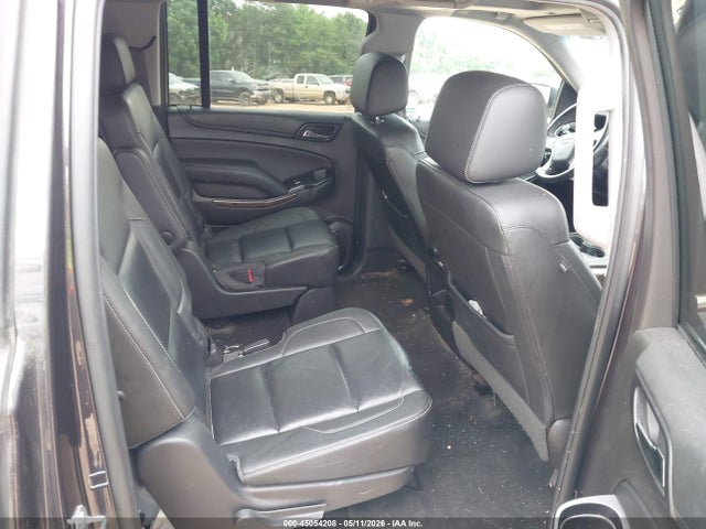 Chevrolet Suburban Lt