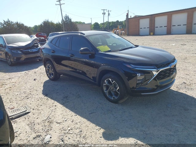 Salvage Chevrolet Trax Image
