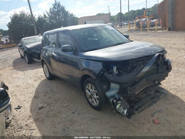 Kia Soul Lx