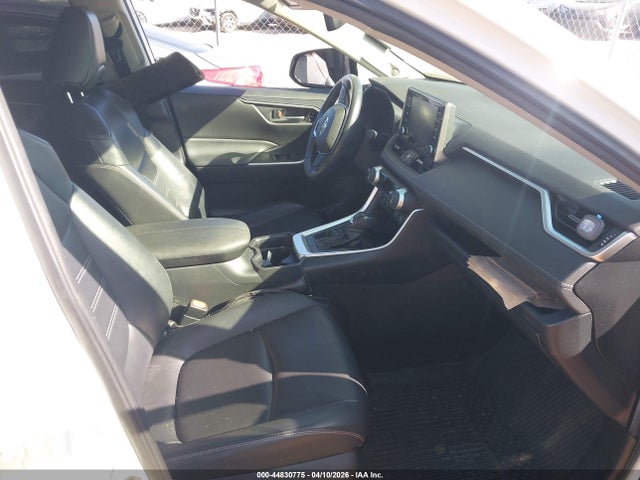 Toyota RAV4 Xle Premium