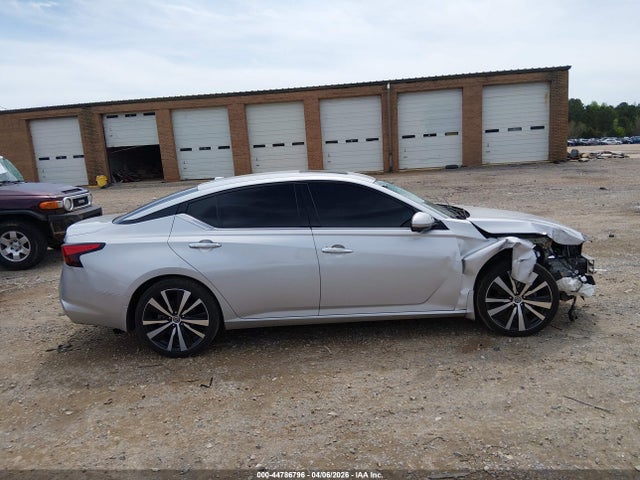 Nissan Altima Platinum Fwd
