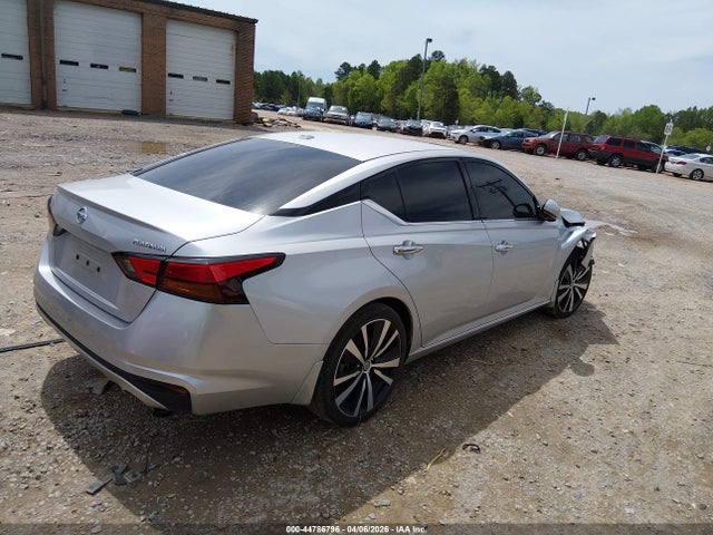 Nissan Altima Platinum Fwd