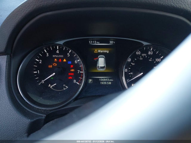 Nissan Rogue S