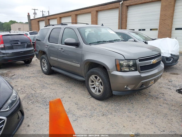 Salvage Chevrolet Tahoe Image