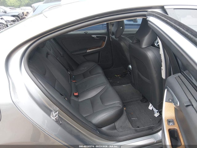 Volvo S60 Inscription T5 Platinum