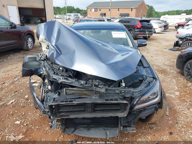 Hyundai Genesis 3.8