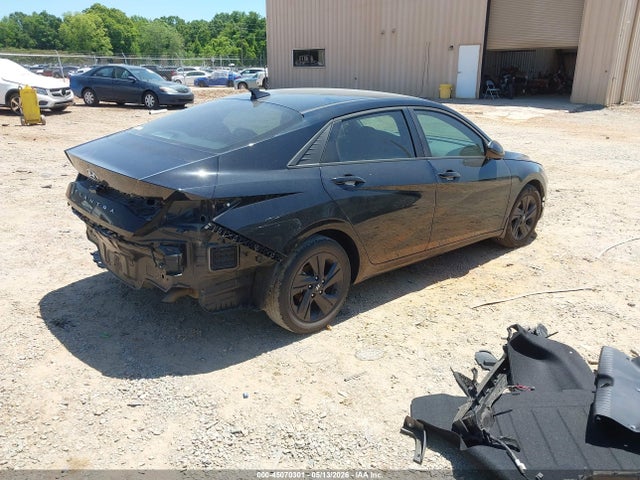 Hyundai ELANTRA Sel