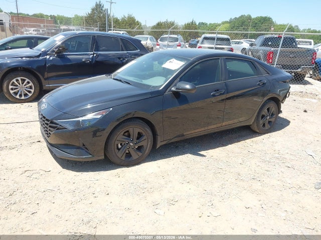 Hyundai ELANTRA Sel