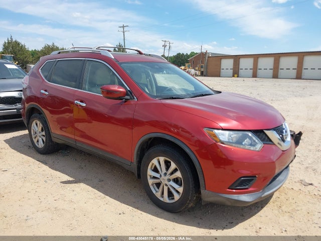 Salvage Nissan Rogue Image