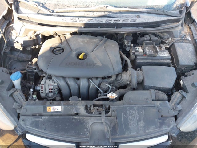 Hyundai ELANTRA Se